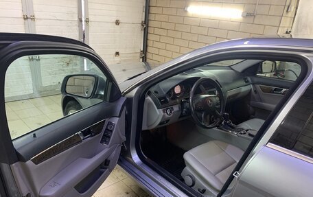 Mercedes-Benz C-Класс, 2007 год, 800 000 рублей, 11 фотография