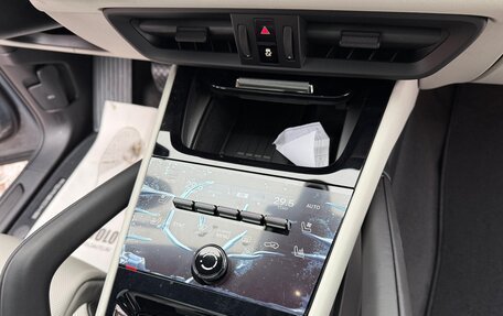 Porsche Cayenne III, 2025 год, 18 500 000 рублей, 15 фотография