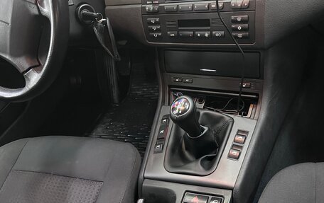 BMW 3 серия, 2002 год, 1 500 000 рублей, 14 фотография