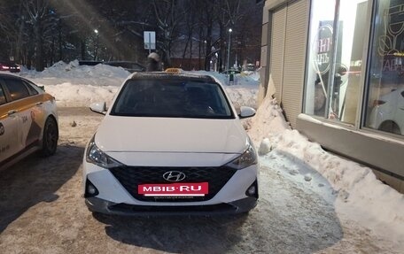 Hyundai Solaris II рестайлинг, 2021 год, 1 180 000 рублей, 5 фотография