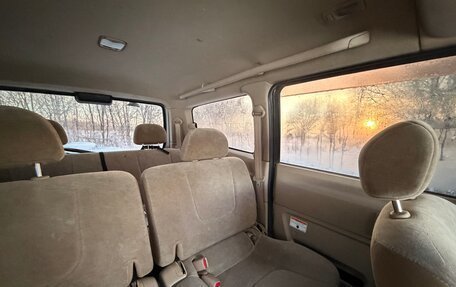 Nissan Serena II, 2002 год, 560 000 рублей, 19 фотография