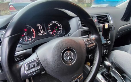 Volkswagen Jetta VI, 2014 год, 1 100 000 рублей, 3 фотография
