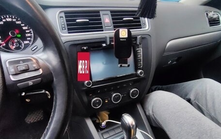 Volkswagen Jetta VI, 2014 год, 1 100 000 рублей, 2 фотография