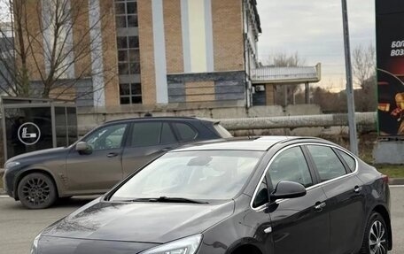 Opel Astra J, 2013 год, 600 000 рублей, 4 фотография