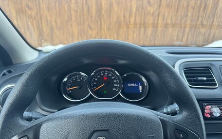 Renault Sandero II рестайлинг, 2014 год, 720 000 рублей, 2 фотография