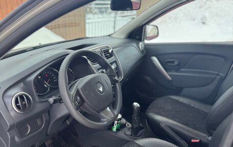 Renault Sandero II рестайлинг, 2014 год, 720 000 рублей, 3 фотография