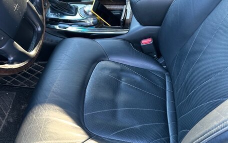 Infiniti QX56, 2011 год, 2 200 000 рублей, 15 фотография