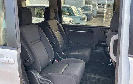 Honda Stepwgn IV, 2022 год, 2 127 099 рублей, 18 фотография