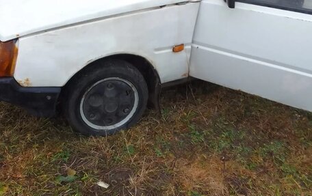 ЗАЗ 1102 «Таврия», 1993 год, 20 000 рублей, 4 фотография