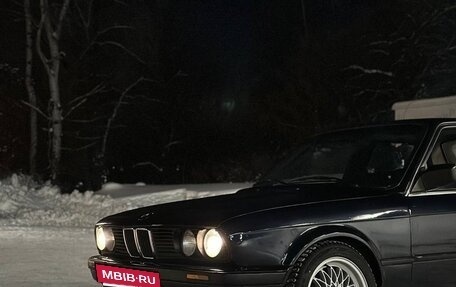 BMW 3 серия, 1986 год, 420 000 рублей, 17 фотография