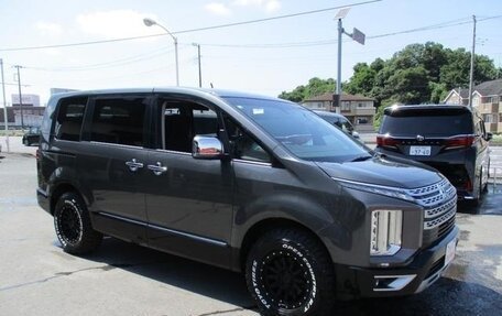 Mitsubishi Delica D:5 I, 2022 год, 2 830 099 рублей, 8 фотография