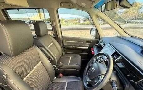 Honda Stepwgn IV, 2015 год, 1 150 000 рублей, 6 фотография