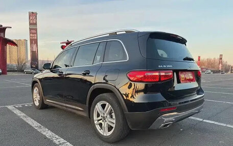 Mercedes-Benz GLB, 2022 год, 2 350 125 рублей, 2 фотография