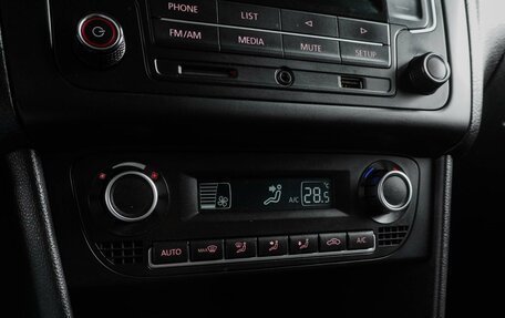 Volkswagen Polo VI (EU Market), 2016 год, 998 000 рублей, 16 фотография