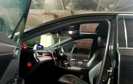 Lexus RX IV рестайлинг, 2018 год, 5 300 000 рублей, 14 фотография