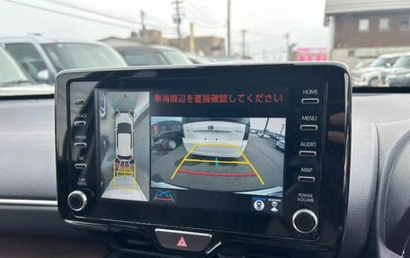 Toyota Yaris Cross, 2021 год, 1 810 099 рублей, 16 фотография