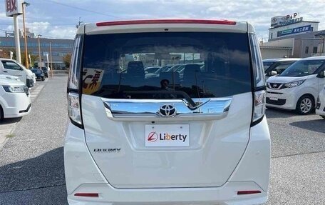 Toyota Roomy I, 2022 год, 890 099 рублей, 5 фотография