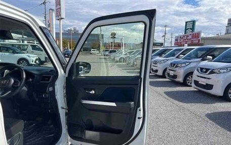 Toyota Roomy I, 2022 год, 890 099 рублей, 26 фотография