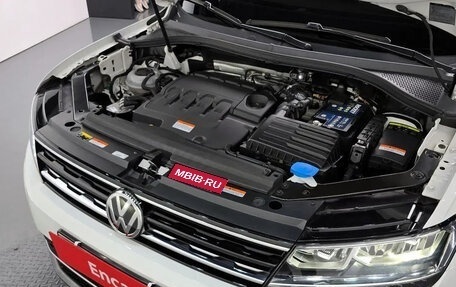 Volkswagen Tiguan II, 2020 год, 2 343 000 рублей, 6 фотография