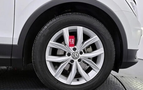 Volkswagen Tiguan II, 2020 год, 2 343 000 рублей, 5 фотография