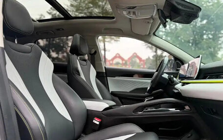 Geely Coolray I, 2022 год, 1 010 000 рублей, 8 фотография