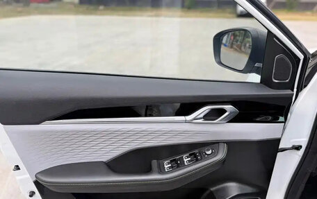 Geely Coolray I, 2022 год, 1 010 000 рублей, 12 фотография