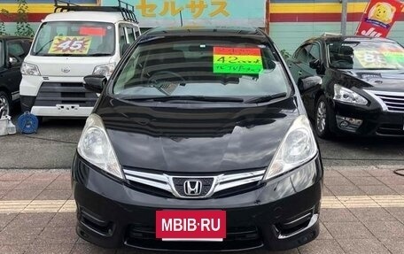 Honda Fit Shuttle I рестайлинг, 2014 год, 756 007 рублей, 2 фотография
