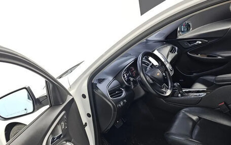 Chevrolet Malibu IX, 2019 год, 1 590 000 рублей, 10 фотография