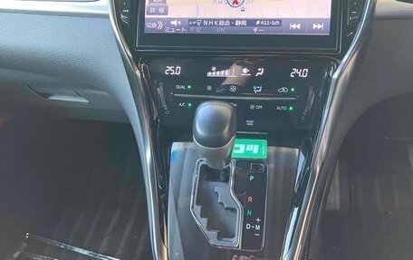 Toyota Harrier, 2018 год, 2 390 099 рублей, 13 фотография