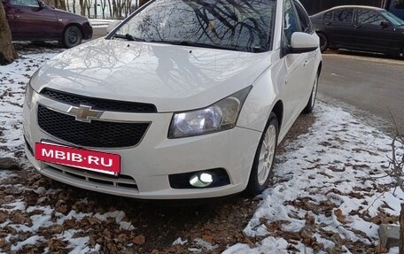 Chevrolet Cruze II, 2011 год, 649 999 рублей, 2 фотография