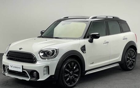 MINI Countryman II (F60), 2023 год, 2 800 600 рублей, 2 фотография