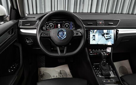 Skoda Superb III рестайлинг, 2025 год, 3 640 000 рублей, 14 фотография