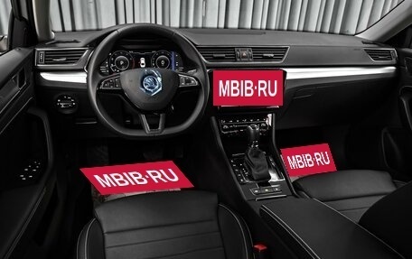 Skoda Superb III рестайлинг, 2025 год, 3 640 000 рублей, 6 фотография