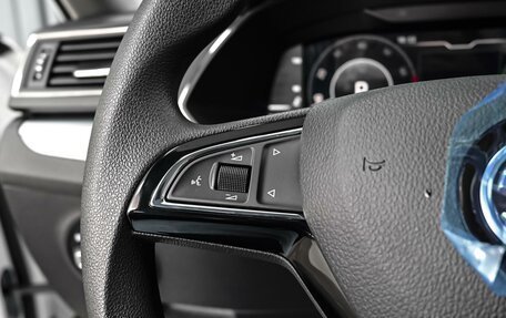 Skoda Superb III рестайлинг, 2025 год, 3 640 000 рублей, 22 фотография