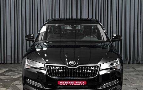 Skoda Superb III рестайлинг, 2025 год, 3 740 000 рублей, 3 фотография