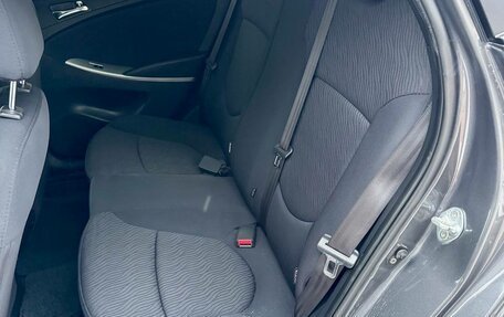 Hyundai Solaris II рестайлинг, 2013 год, 1 059 000 рублей, 21 фотография