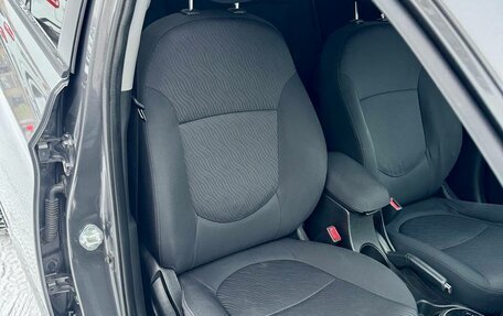 Hyundai Solaris II рестайлинг, 2013 год, 1 059 000 рублей, 19 фотография