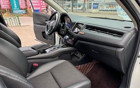 Honda Vezel, 2022 год, 1 333 277 рублей, 7 фотография