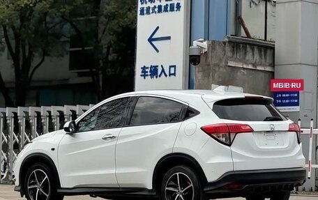 Honda Vezel, 2022 год, 1 333 277 рублей, 4 фотография