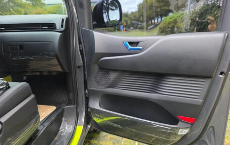 Hyundai Staria, 2025 год, 5 710 098 рублей, 12 фотография