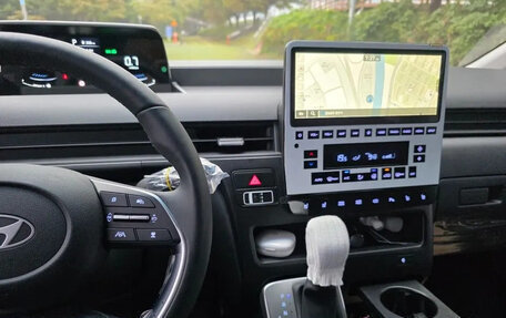 Hyundai Staria, 2025 год, 5 710 098 рублей, 7 фотография