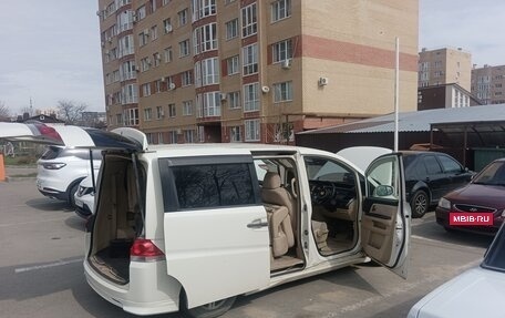 Honda Stepwgn III, 2005 год, 400 000 рублей, 5 фотография