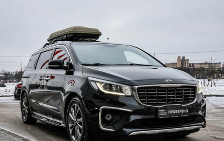 KIA Carnival III, 2020 год, 2 660 000 рублей, 5 фотография