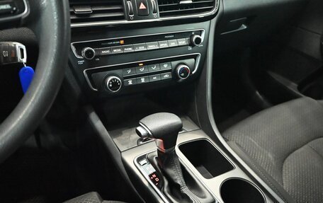 KIA Optima IV, 2017 год, 1 780 000 рублей, 17 фотография