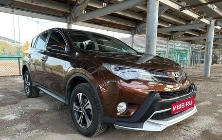 Toyota RAV4, 2016 год, 1 890 000 рублей, 2 фотография