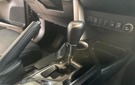 Toyota RAV4, 2016 год, 1 890 000 рублей, 12 фотография