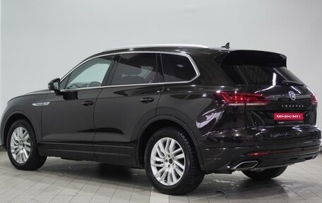 Volkswagen Touareg III, 2019 год, 3 599 000 рублей, 2 фотография