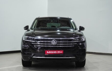 Volkswagen Touareg III, 2019 год, 3 599 000 рублей, 3 фотография