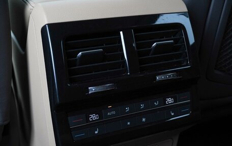 Volkswagen Touareg III, 2019 год, 3 599 000 рублей, 28 фотография