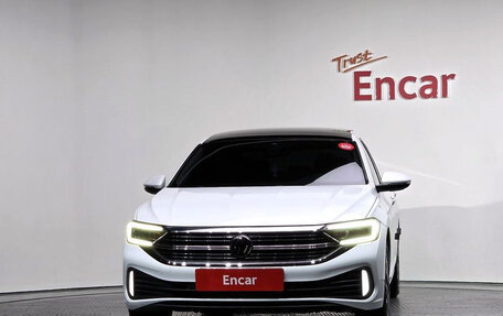 Volkswagen Jetta VII, 2022 год, 2 047 010 рублей, 2 фотография